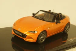Mazda MX-5 Roadster 2019 orange, CLC409N , IXO 1:43