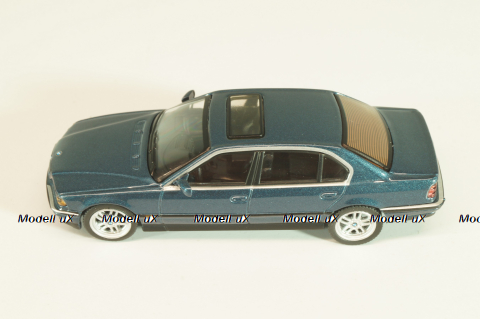 BMW 750iL (E38) 1994, blue metallic, 00894-CH, MiniGT 1:64