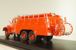 ПМЗМ-3 (АЦ-40 (151П)) автоцистерна пожарная на шасси Зис-151 1952, SSM1573, SSM 1:43