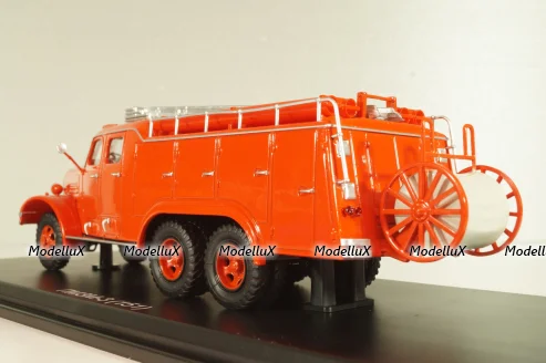 ПМЗМ-3 (АЦ-40 (151П)) автоцистерна пожарная на шасси Зис-151 1952, SSM1573, SSM 1:43