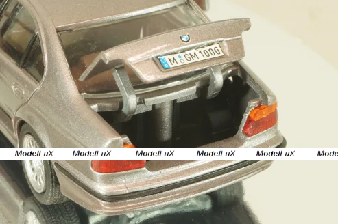 BMW 525i sedan (E39) 1995, grey, в коробке, 80429419980, Schabak 1:43