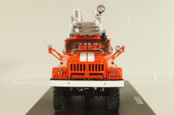 АЛ-30 автолестница на шасси Зил-131, SSM1638, SSM 1:43