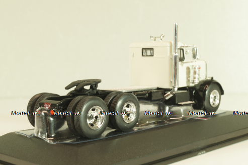 Peterbilt 291 1955, grey/black, U64TR003, IXO 1:64