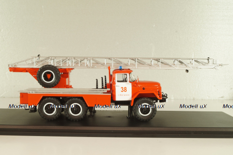 АЛ-30 автолестница на шасси Зил-131, SSM1638, SSM 1:43