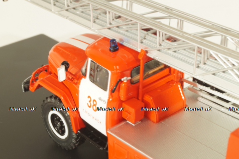 АЛ-30 автолестница на шасси Зил-131, SSM1638, SSM 1:43