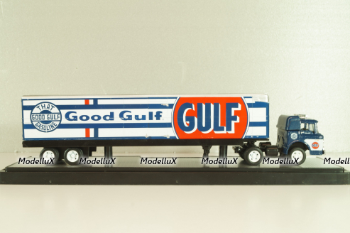 Ford C-600 truck with semi-trailer GULF 1970 and Ford Mustang Fastback 2+2 1968, grey, 36000, M2 1:64