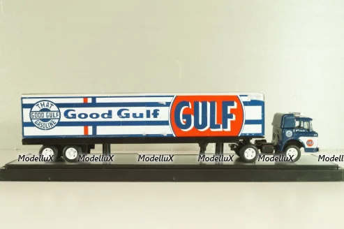 Ford C-600 truck with semi-trailer GULF 1970 and Ford Mustang Fastback 2+2 1968, grey, 36000, M2 1:64