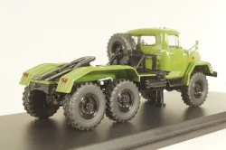 Зил-131НВ седельный тягач, зеленый, SSM1088, SSM 1:43 Уценка!