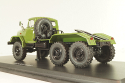 Зил-131НВ седельный тягач, зеленый, SSM1088, SSM 1:43 Уценка!