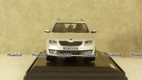 Skoda Forman 1990 red, CLC446, IXO 1:43