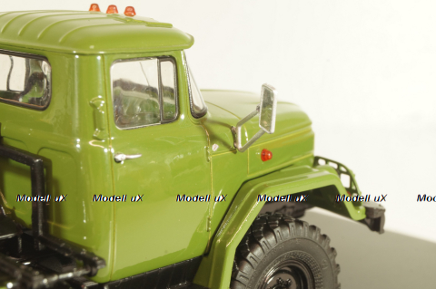 Зил-131НВ седельный тягач, зеленый, SSM1088, SSM 1:43 Уценка!
