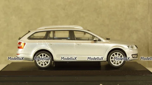 Skoda Forman 1990 red, CLC446, IXO 1:43