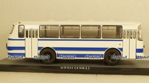 Лаз-695Н бело-синий, Classicbus 1:43 