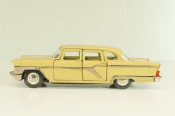 Газ-13 Чайка, бежевый, Тантал/Радон 1:43