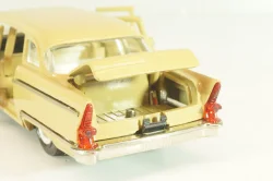 Газ-13 Чайка, бежевый, Тантал/Радон 1:43