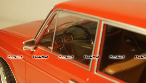 ВАЗ 2103 Жигули LADA 1972, T9-1800260, Triple9 1:18