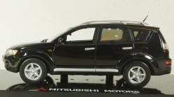 Mitsubishi Outlander, black, Vitesse 1:43
