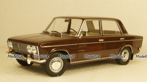 ВАЗ 2103 Жигули LADA 1972, T9-1800262, Triple9 1:18