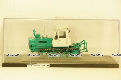 ВАЗ 2103 Жигули LADA 1972, T9-1800262, Triple9 1:18