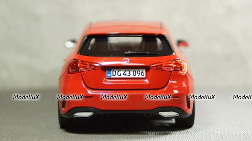 BMW 850 (E31) CSI Coupe 1990 red, 1807001, Solido 1:18