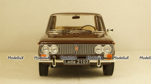 ВАЗ 2103 Жигули LADA 1972, T9-1800262, Triple9 1:18