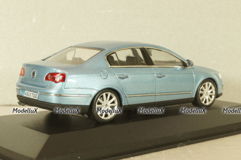 Volkswagen Passat(B6)  2005, light blue, 3C0099300Y7R, Minichamps 1:43
