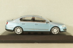 Volkswagen Passat(B6)  2005, light blue, 3C0099300Y7R, Minichamps 1:43