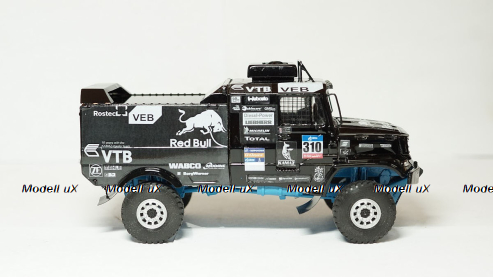 ВАЗ 2103 Жигули LADA 1972, T9-1800262, Triple9 1:18