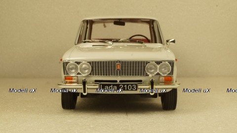 ВАЗ 2103 Жигули LADA 1972, T9-1800263, Triple9 1:18