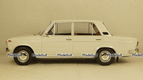 ВАЗ 2103 Жигули LADA 1972, T9-1800263, Triple9 1:18