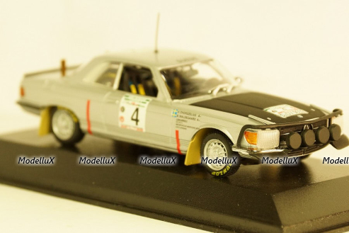 ВАЗ 2103 Жигули LADA 1972, T9-1800263, Triple9 1:18