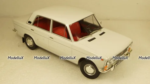 ВАЗ 2103 Жигули LADA 1972, T9-1800263, Triple9 1:18