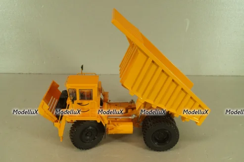 БелАЗ-7547 карьерный самосвал, оранжевый, 102774, ДМ Белаз 1:43