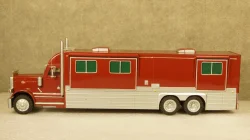 Peterbilt Кэмпер трехосный, Киммерия 1:43