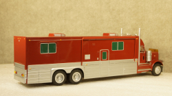 Peterbilt Кэмпер трехосный, Киммерия 1:43
