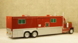 Peterbilt Кэмпер трехосный, Киммерия 1:43