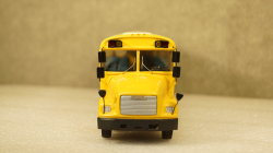 School bus, Киммерия 1:43