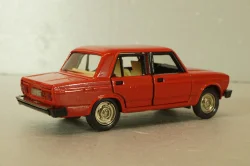 Ваз-2105 А39 Жигули, красный, Тантал/Радон 1:43