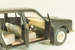 Газ-2402 Волга, черная, август 1994г., Тантал/Радон 1:43