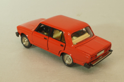 Ваз-2105 А39 Жигули, красный, Тантал/Радон 1:43