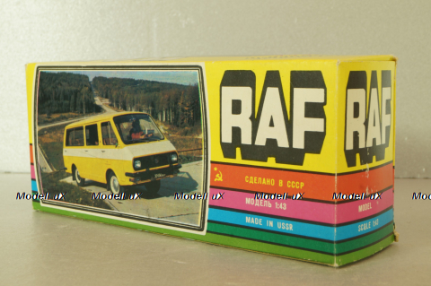 Раф-2203 Латвия А18, оливковый, Тантал/Радон 1:43