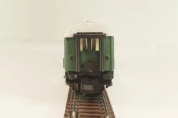 Вагон пассажирский 2-й класс, (number 61 80 20-80-017), 4-х осный, DB, Epoche IV (1970–1985) с освещением, зеленый, 3220, Arnold 1:160 (N)