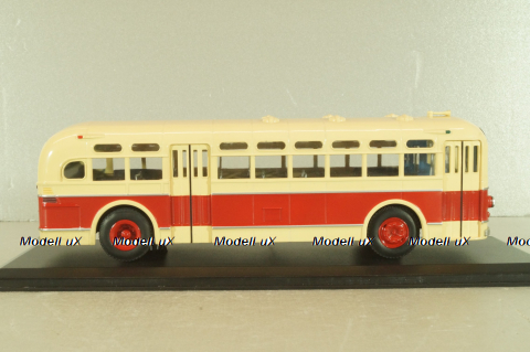Зис-154 автобус 1947, бежевый/красный,  Classicbus 1:43