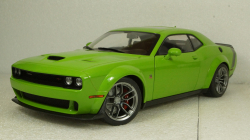 Dodge Challenger R/T Scat Pack Widebody 2020 Green, S1805704, Solido 1:18