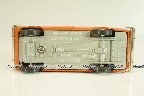 Иж-1500 Комби, красный, Тантал/Радон 1:43