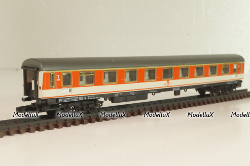 Вагон пассажирский 1-й клас, (number 104 21), 4-х осный, DB, Epoche IV (1970–1985) с освещением, оранжевый/бежевый, 3211, Arnold 1:160 (N)