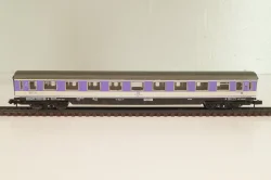 Вагон пассажирский 2-й клас, (number 51 80 52-60 113-6), 4-х осный, DB, Epoche IV (1970–1985) с освещением, фиолетовый, 3216, Arnold 1:160 (N)