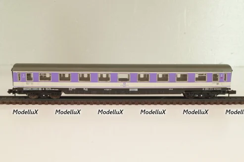 Вагон пассажирский 2-й клас, (number 51 80 52-60 113-6), 4-х осный, DB, Epoche IV (1970–1985) с освещением, фиолетовый, 3216, Arnold 1:160 (N)