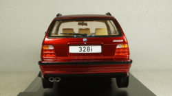 BMW 3er (E36) Touring 1995 dark red metallic, MCG18155, MCG 1:18