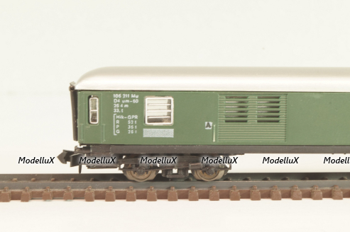 Вагон багажный, (number 60 80 92-40-211), 4-х осный, DB, Epoche IV (1970–1985) с освещением, зеленый, 0324, Arnold 1:160 (N) 